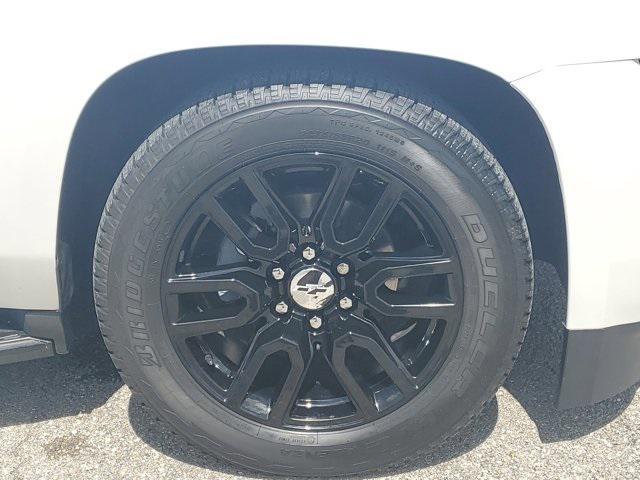 used 2017 Chevrolet Suburban car, priced at $23,990