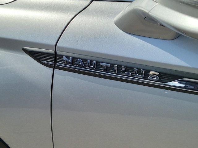 used 2019 Lincoln Nautilus car, priced at $27,990