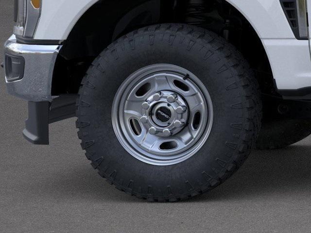 new 2025 Ford F-350 car, priced at $66,920
