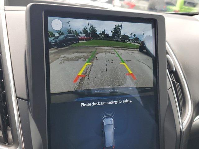 used 2022 Ford Edge car