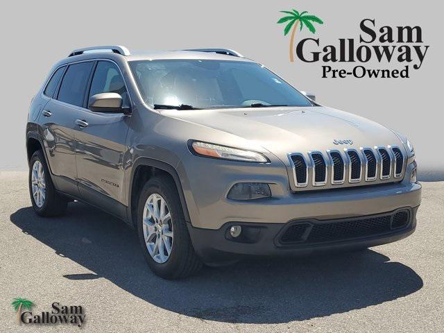 used 2017 Jeep Cherokee car