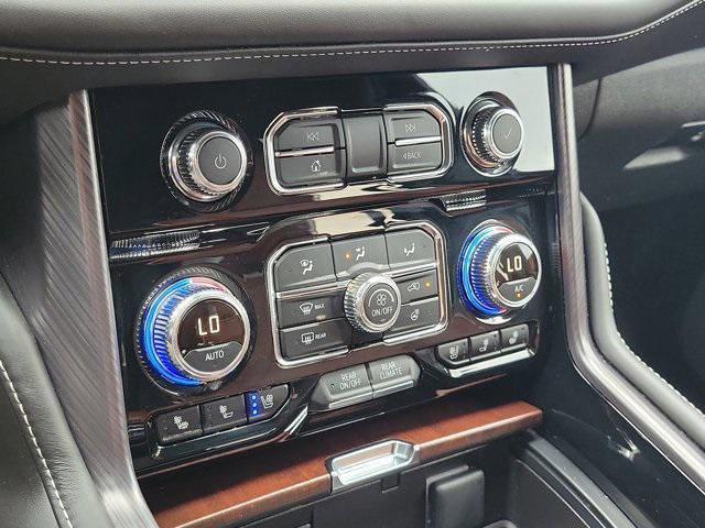 used 2024 GMC Yukon car, priced at $85,990