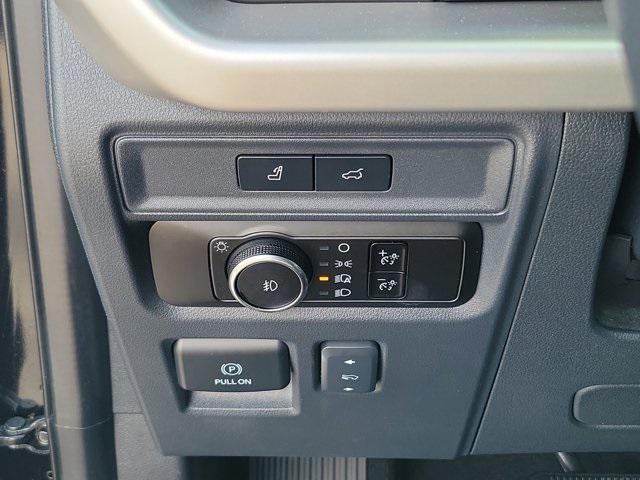 used 2023 Ford Expedition car, priced at $55,990