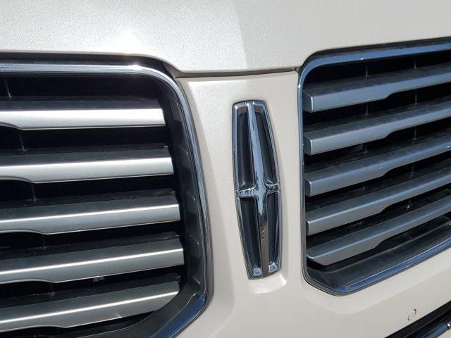 used 2015 Lincoln Navigator car, priced at $13,911