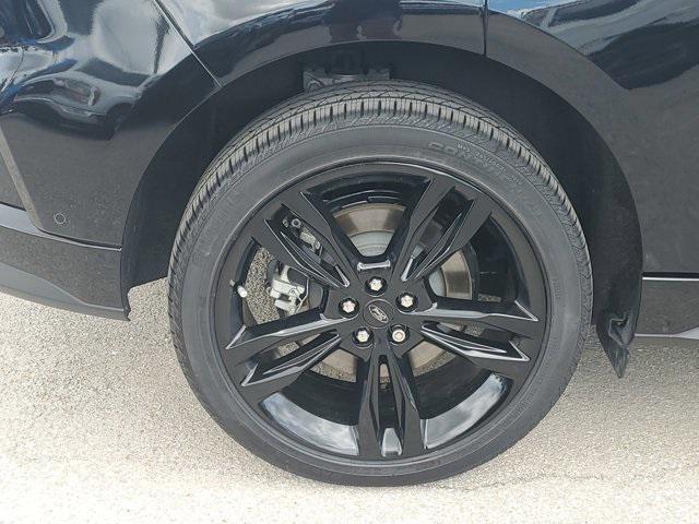 used 2021 Ford Edge car, priced at $33,990