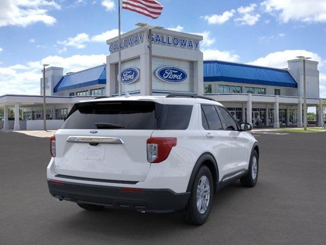 new 2024 Ford Explorer car, priced at $36,286