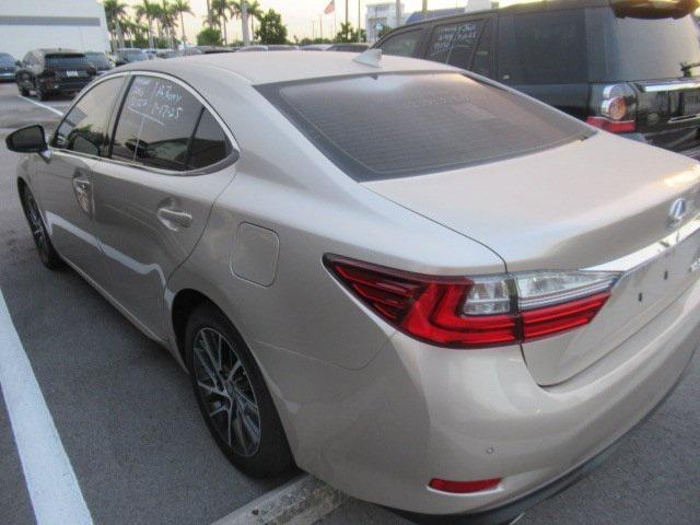 used 2016 Lexus ES 350 car, priced at $15,990