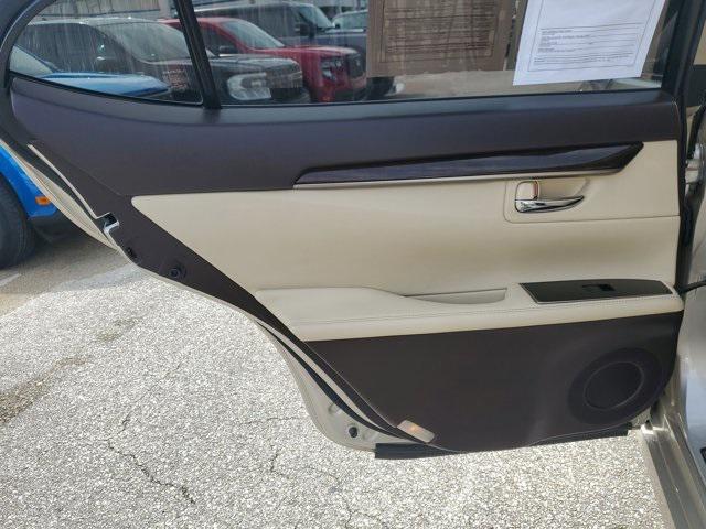 used 2016 Lexus ES 350 car, priced at $13,990