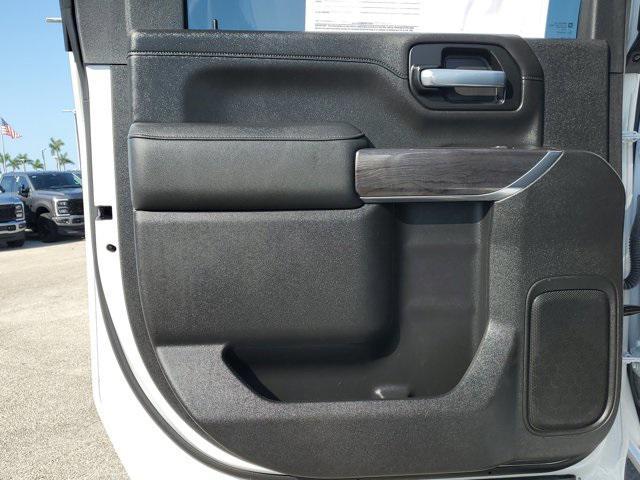 used 2021 Chevrolet Silverado 2500 car, priced at $59,990