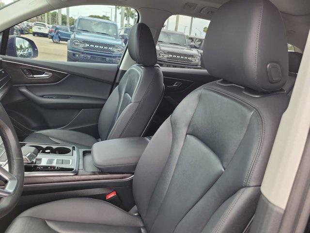 used 2023 Audi Q7 car, priced at $41,990