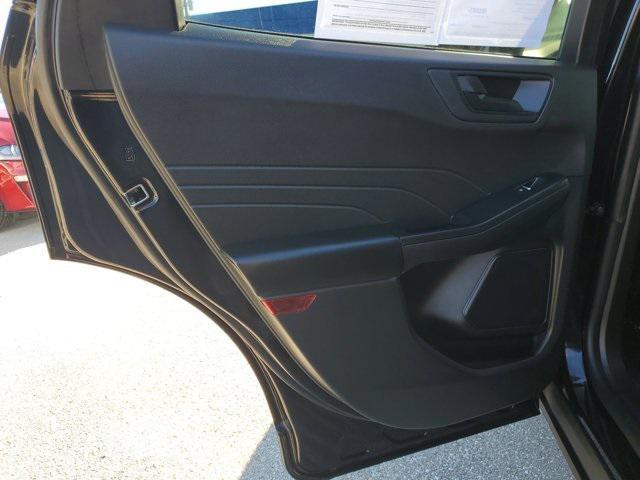 used 2023 Ford Escape car, priced at $24,990