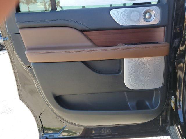 used 2023 Lincoln Navigator car, priced at $58,498