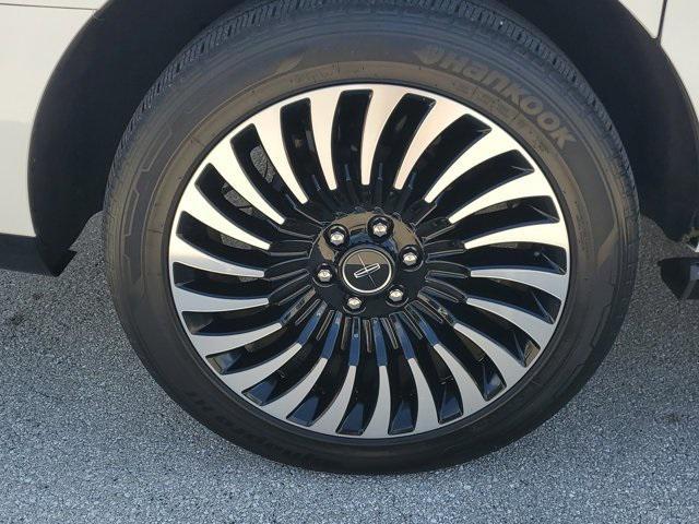 used 2021 Lincoln Navigator car, priced at $43,990