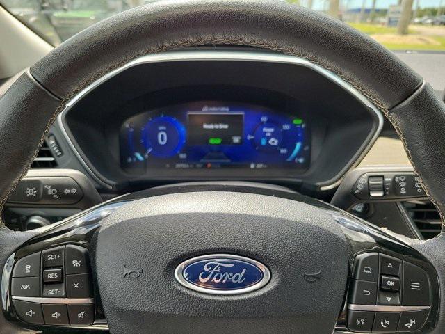 used 2022 Ford Escape car, priced at $28,990