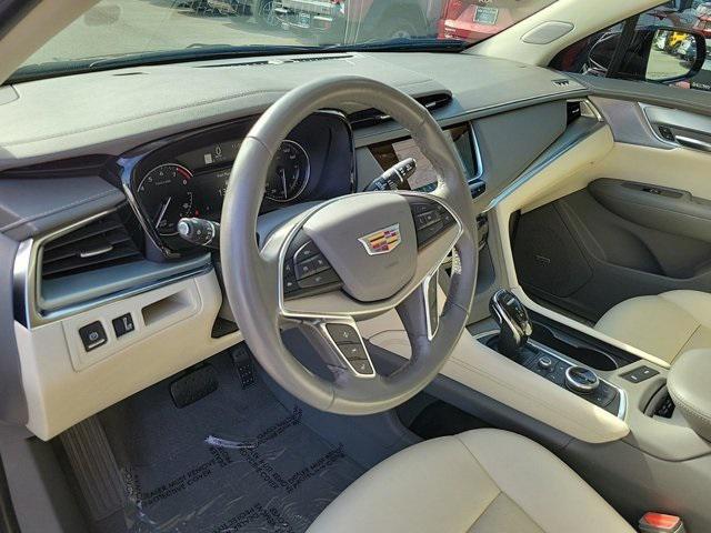 used 2021 Cadillac XT5 car, priced at $30,990