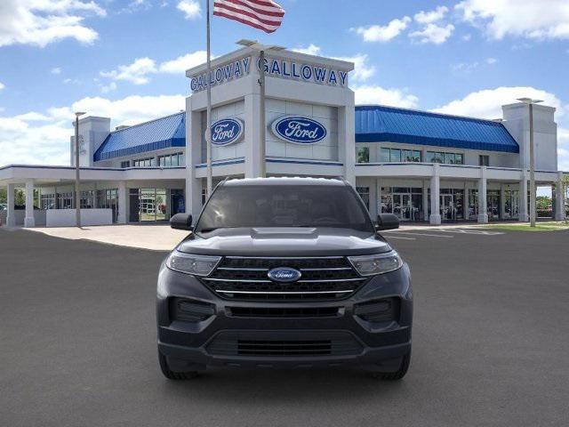 new 2024 Ford Explorer car, priced at $38,422