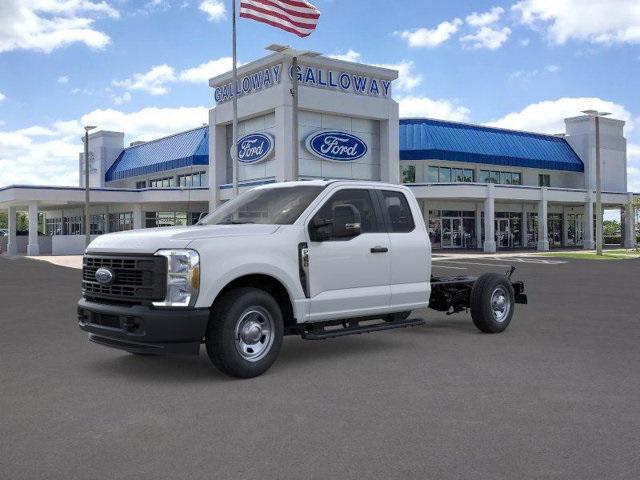 new 2025 Ford F-350 car