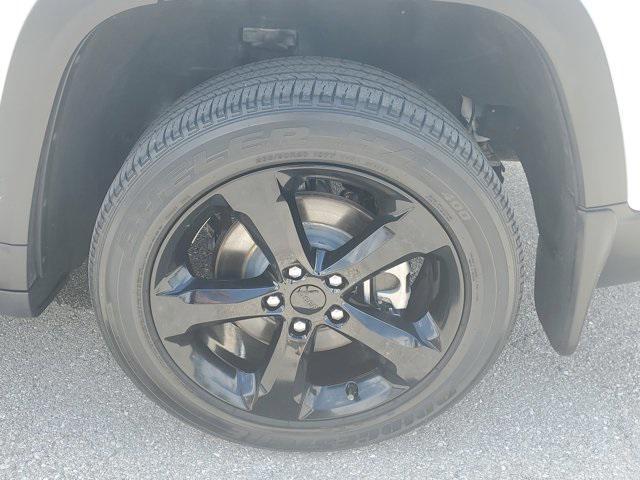 used 2023 Jeep Grand Cherokee L car, priced at $31,990
