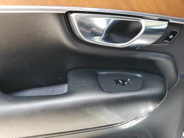 used 2019 Volvo XC90 car, priced at $23,990