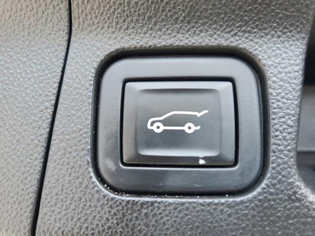 used 2021 GMC Acadia car, priced at $24,990