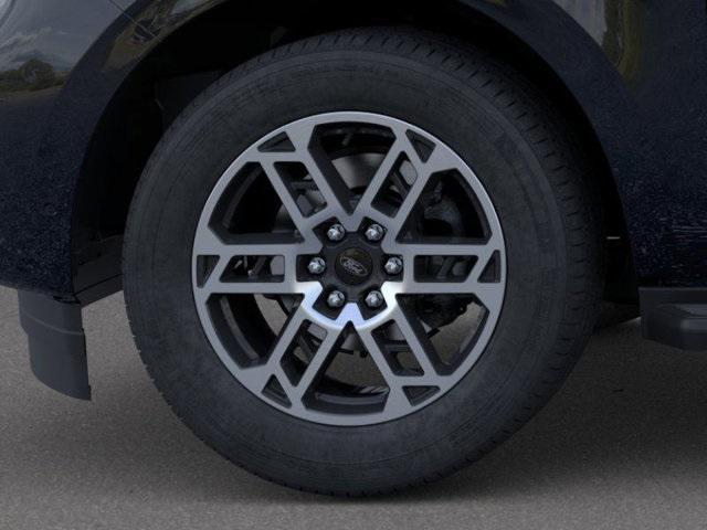 new 2025 Ford Expedition car, priced at $69,005