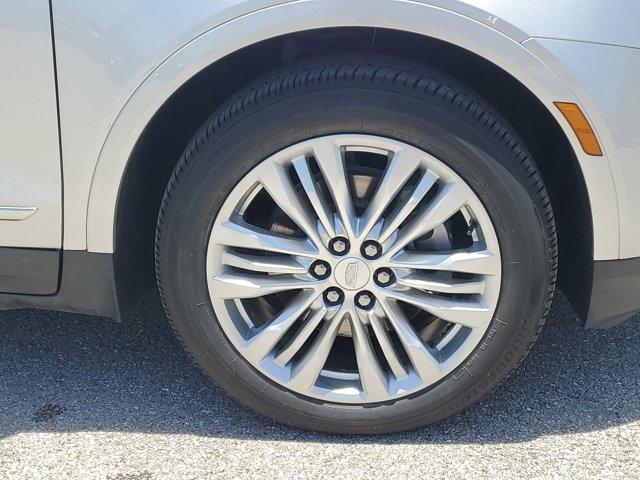 used 2018 Cadillac XT5 car, priced at $19,990