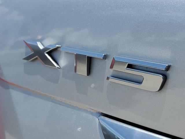 used 2018 Cadillac XT5 car, priced at $19,990