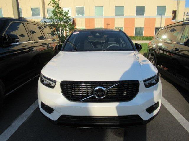 used 2021 Volvo XC40 car, priced at $25,990