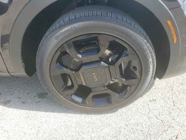 used 2025 Kia Sorento car, priced at $42,490
