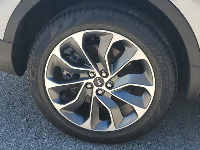 used 2022 Lincoln Nautilus car, priced at $35,990