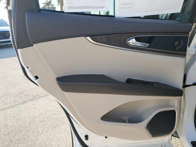 used 2020 Lincoln Nautilus car, priced at $27,598