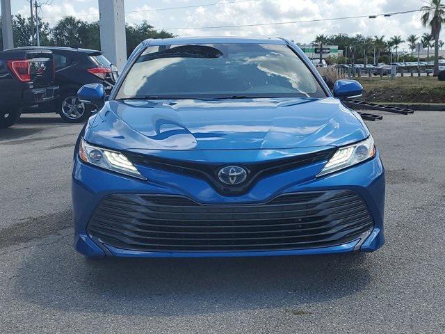 used 2020 Toyota Camry Hybrid car, priced at $23,517