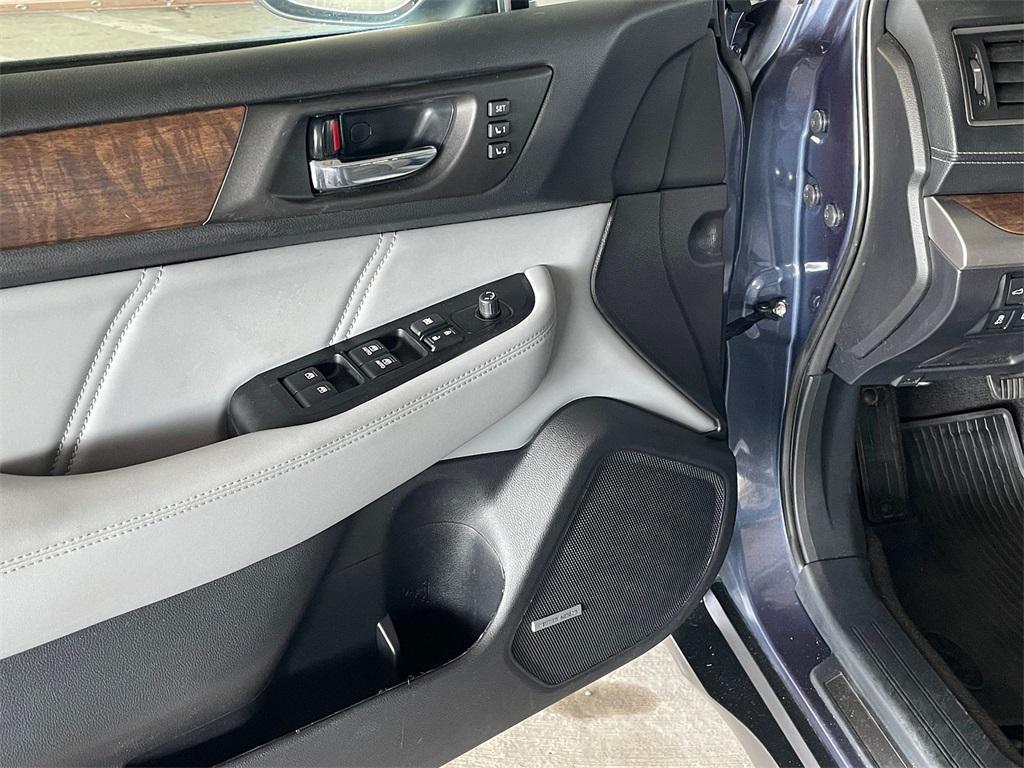 used 2018 Subaru Outback car