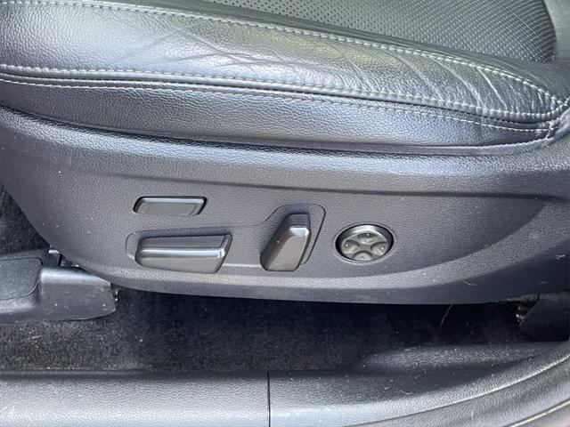 used 2020 Hyundai Santa Fe car, priced at $17,488