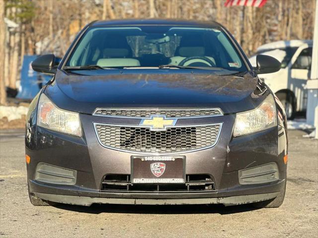 used 2014 Chevrolet Cruze car, priced at $4,996