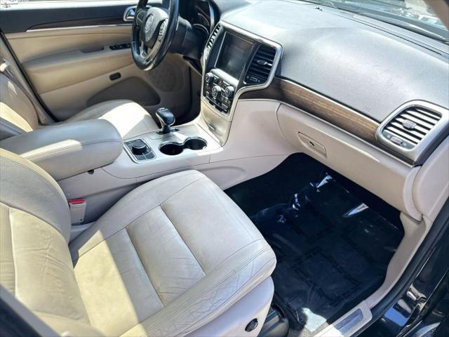 used 2015 Jeep Grand Cherokee car, priced at $11,496