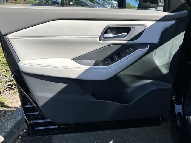 new 2025 Nissan Rogue car, priced at $35,385