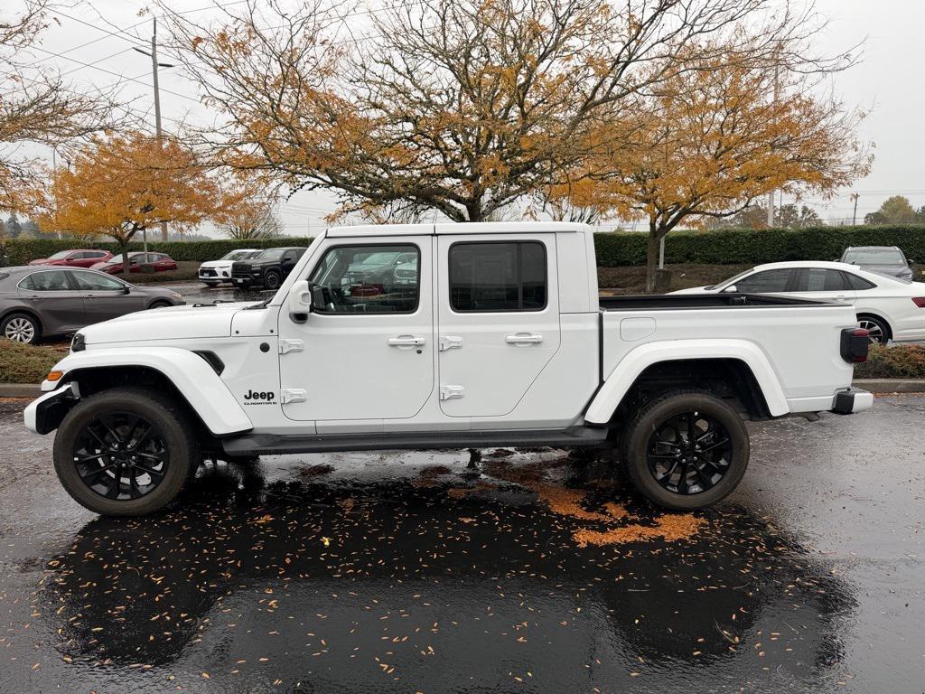 used 2023 Jeep Gladiator car, priced at $33,490