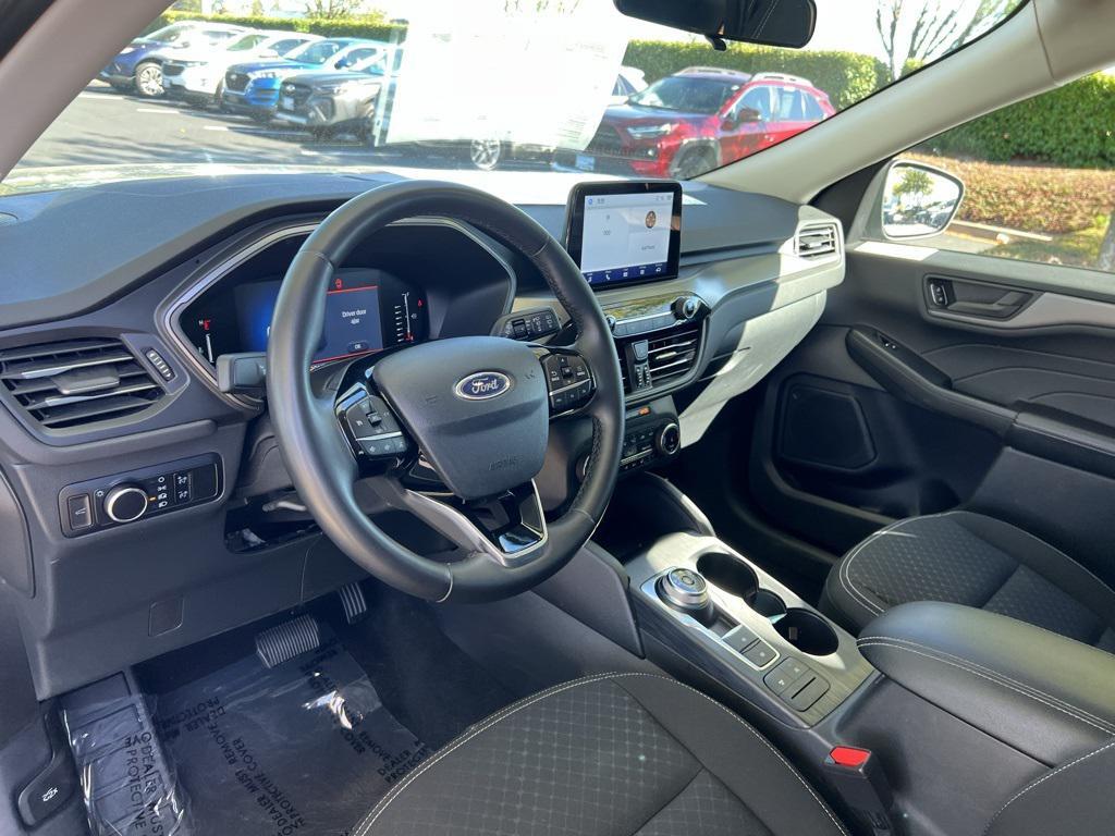 used 2024 Ford Escape car, priced at $21,894
