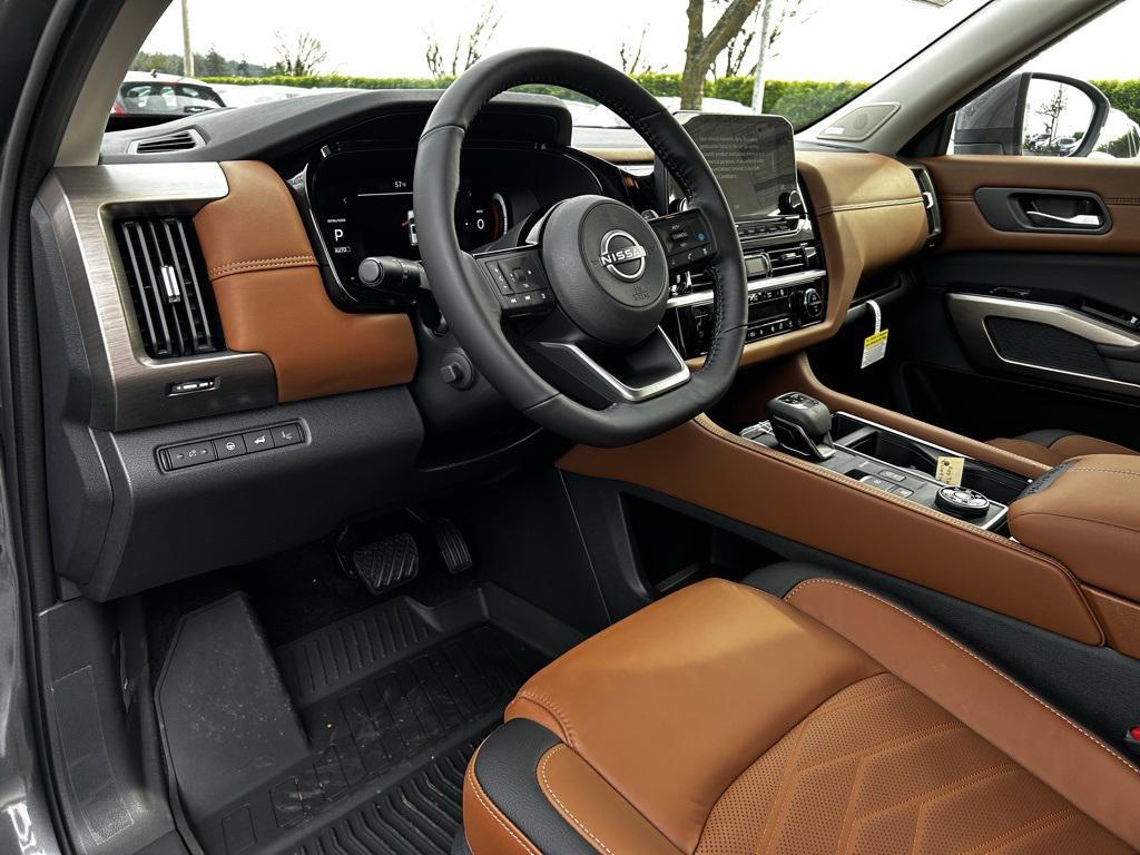 new 2025 Nissan Pathfinder car, priced at $50,465