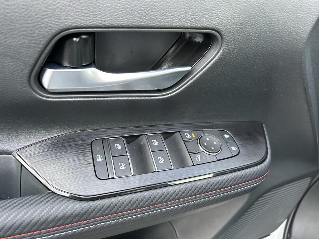 new 2025 Nissan Kicks car, priced at $32,081