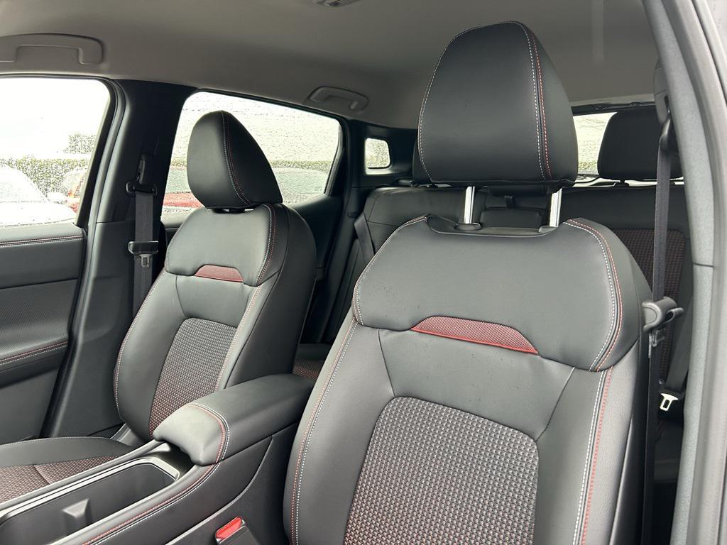 new 2025 Nissan Kicks car, priced at $29,567