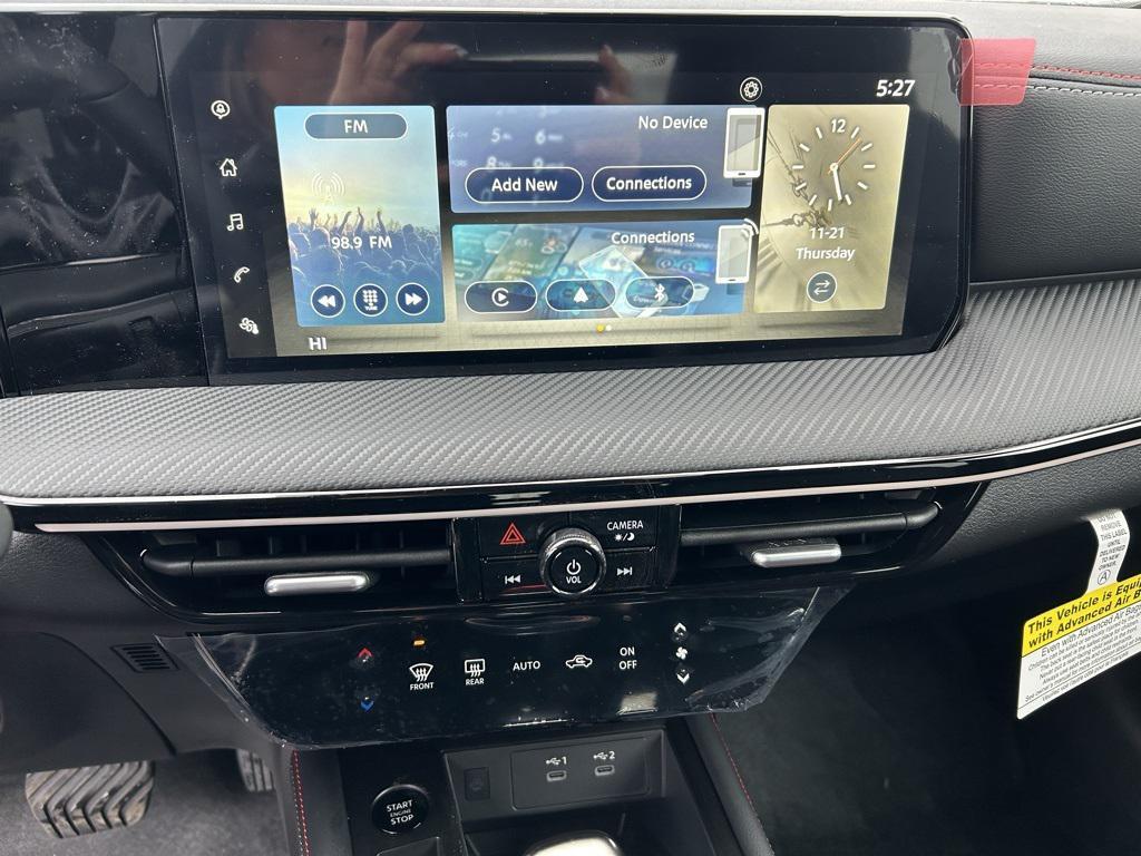 new 2025 Nissan Kicks car, priced at $29,567