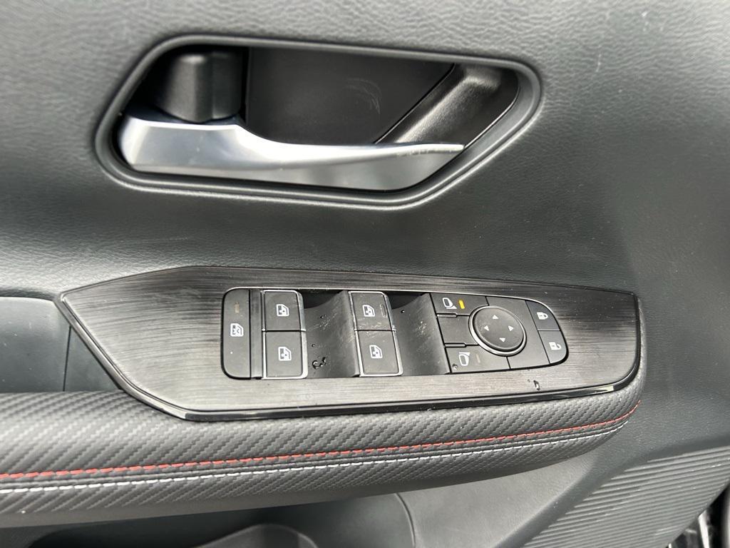 new 2025 Nissan Kicks car, priced at $29,567