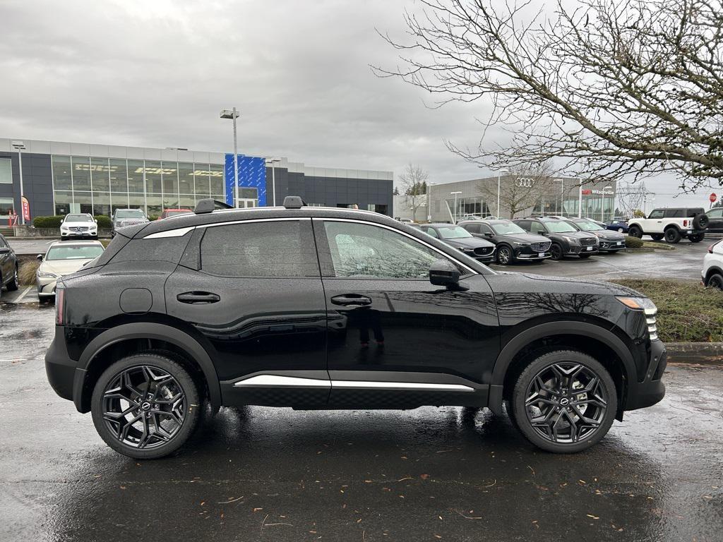 new 2025 Nissan Kicks car, priced at $29,567