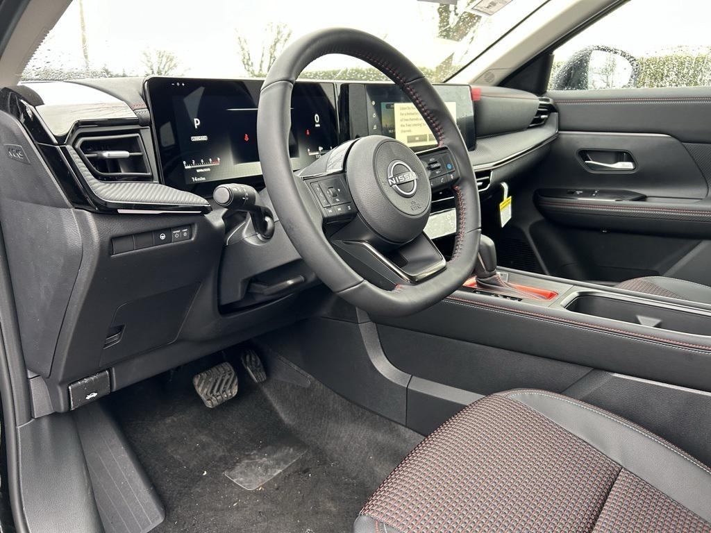 new 2025 Nissan Kicks car, priced at $29,567