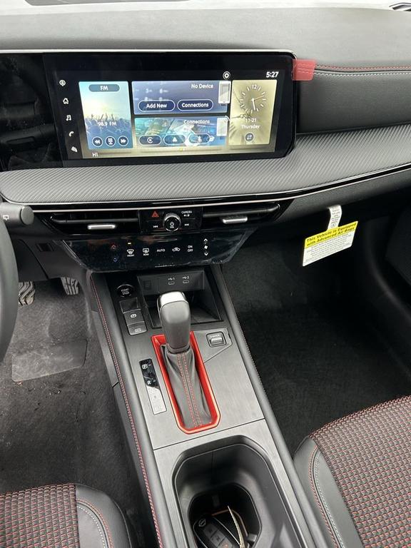 new 2025 Nissan Kicks car, priced at $29,567