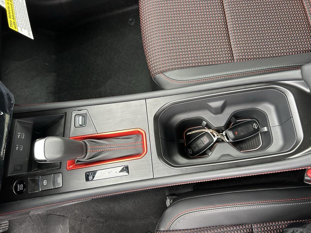 new 2025 Nissan Kicks car, priced at $29,567