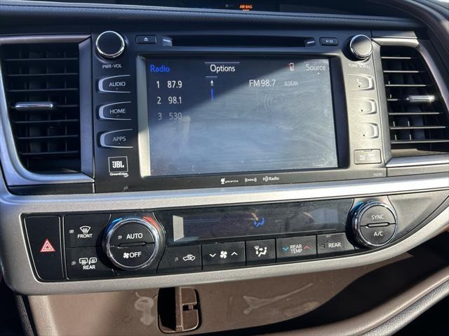 used 2019 Toyota Highlander Hybrid car, priced at $34,342