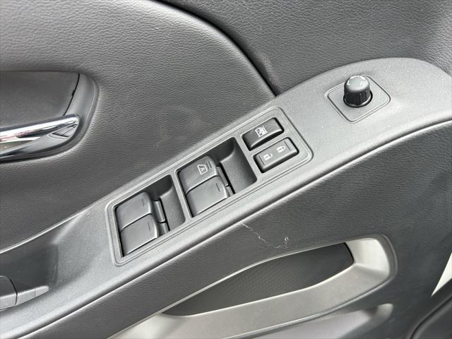 new 2025 Nissan Frontier car, priced at $43,975